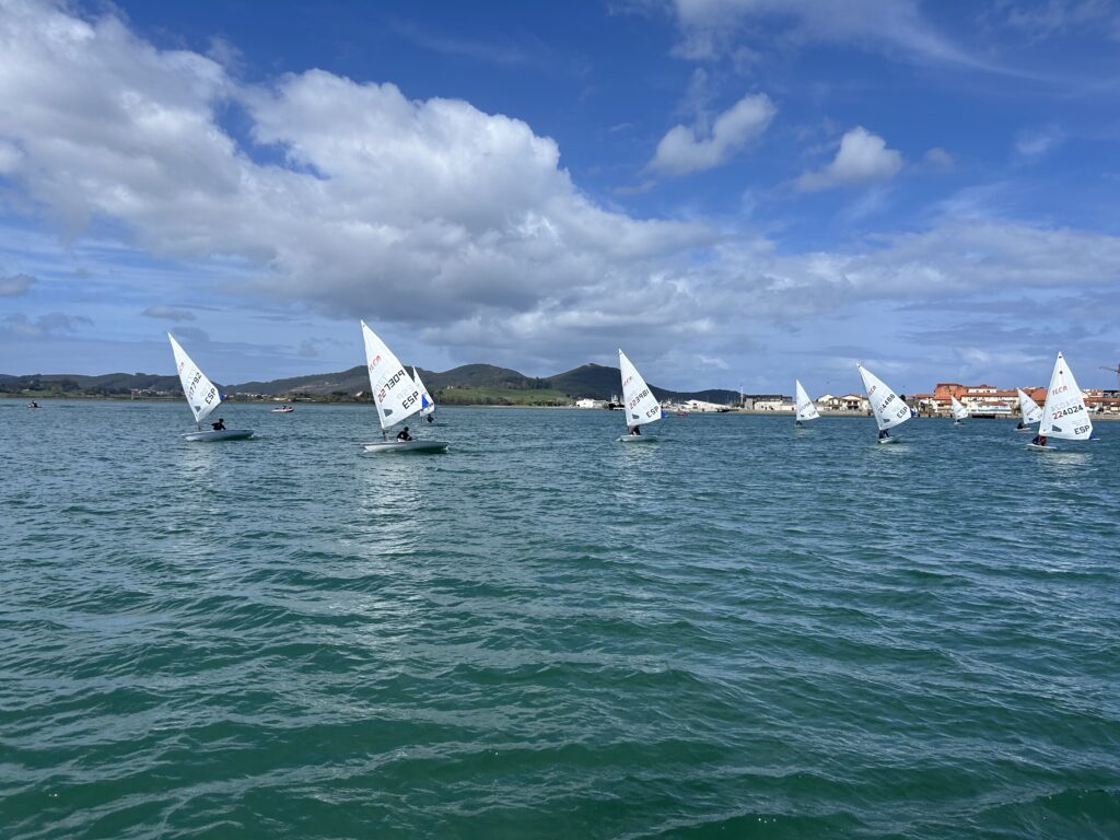 David Sales se proclama campeón de Cantabria de ILCA 6