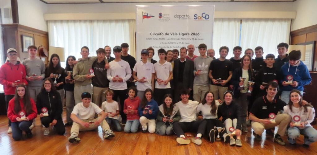 El Trofeo de Vela Ligera RCMS 2026 reúne a cerca de 200 regatistas en la bahía de Santander
