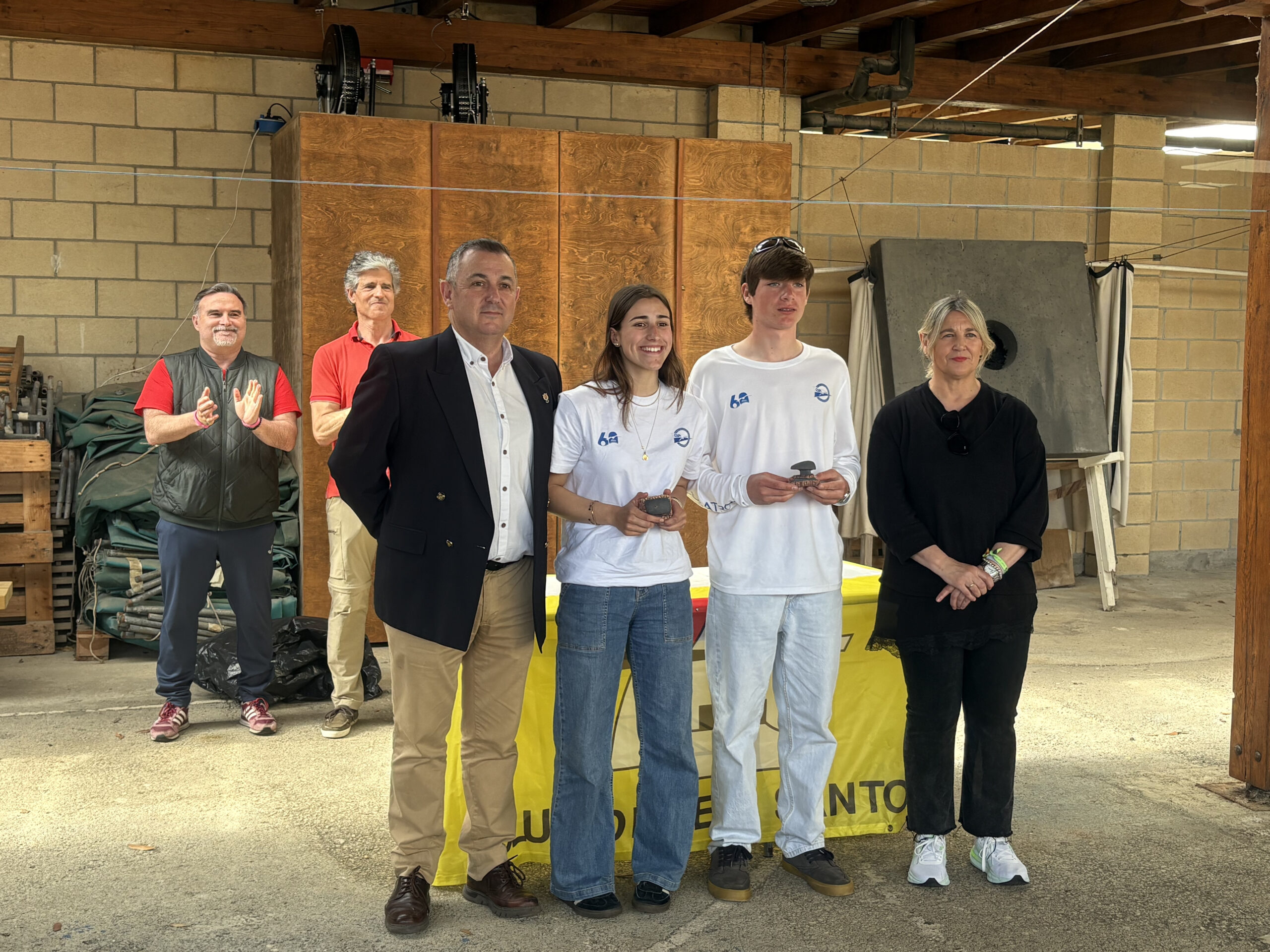 Segundo puesto: Alejandro Fernández González y Matilde Fernández López. Club Náutico Albatros.